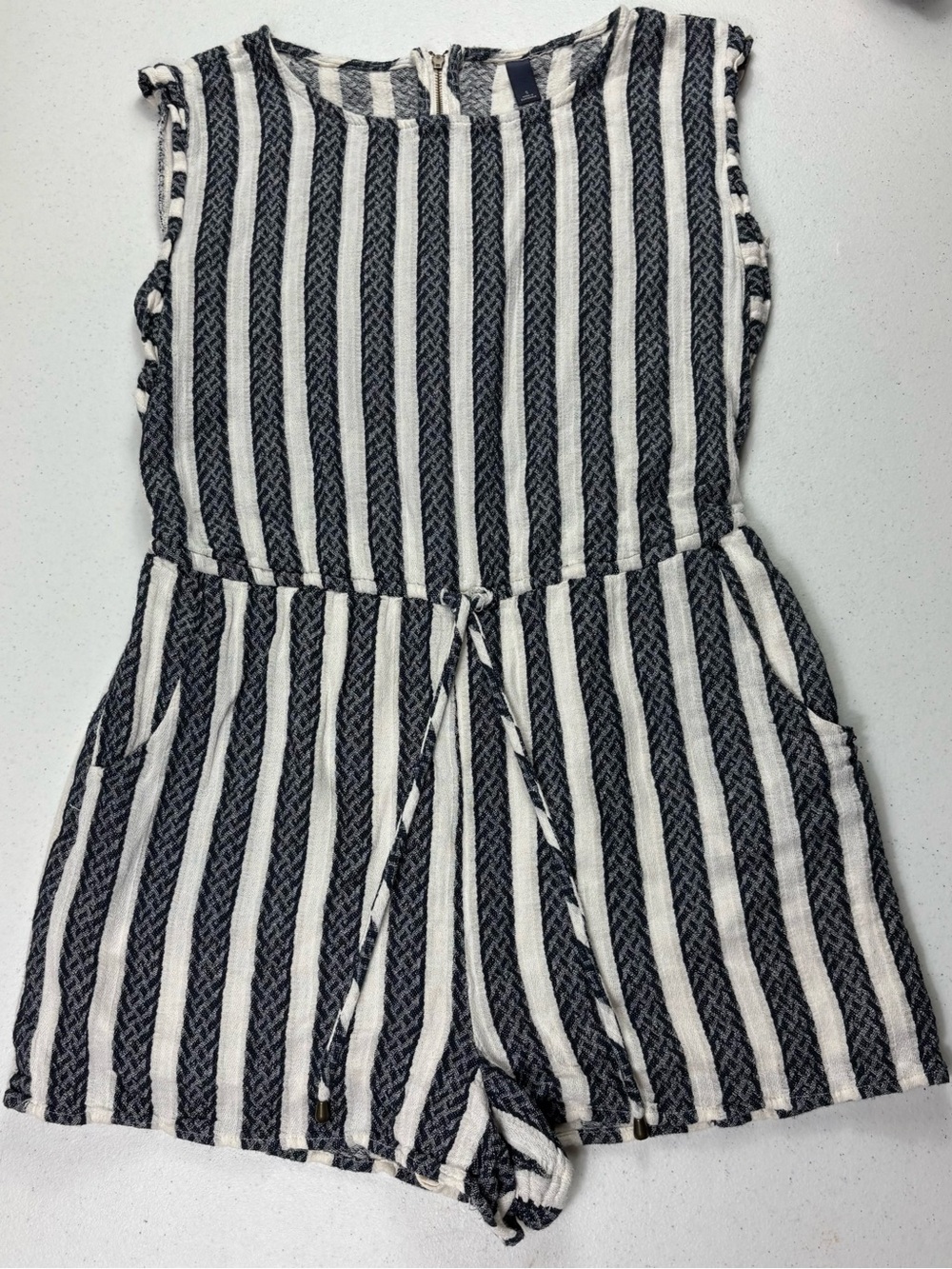 Universal thread Striped Sleeveless womans Romper in Black & White